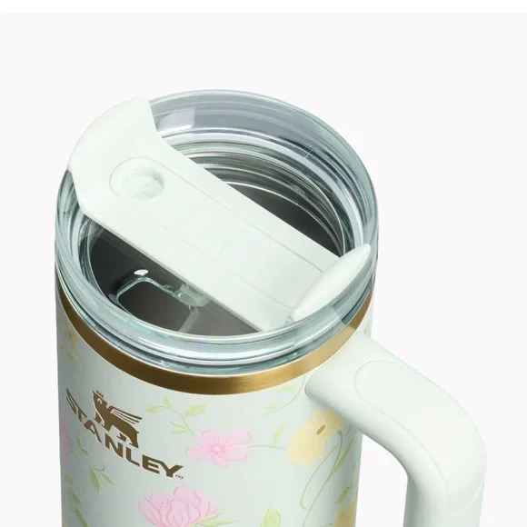 Stanley 30oz quencher tumbler spring blossoms 2026 beautiful floral print - Picture 2 of 2